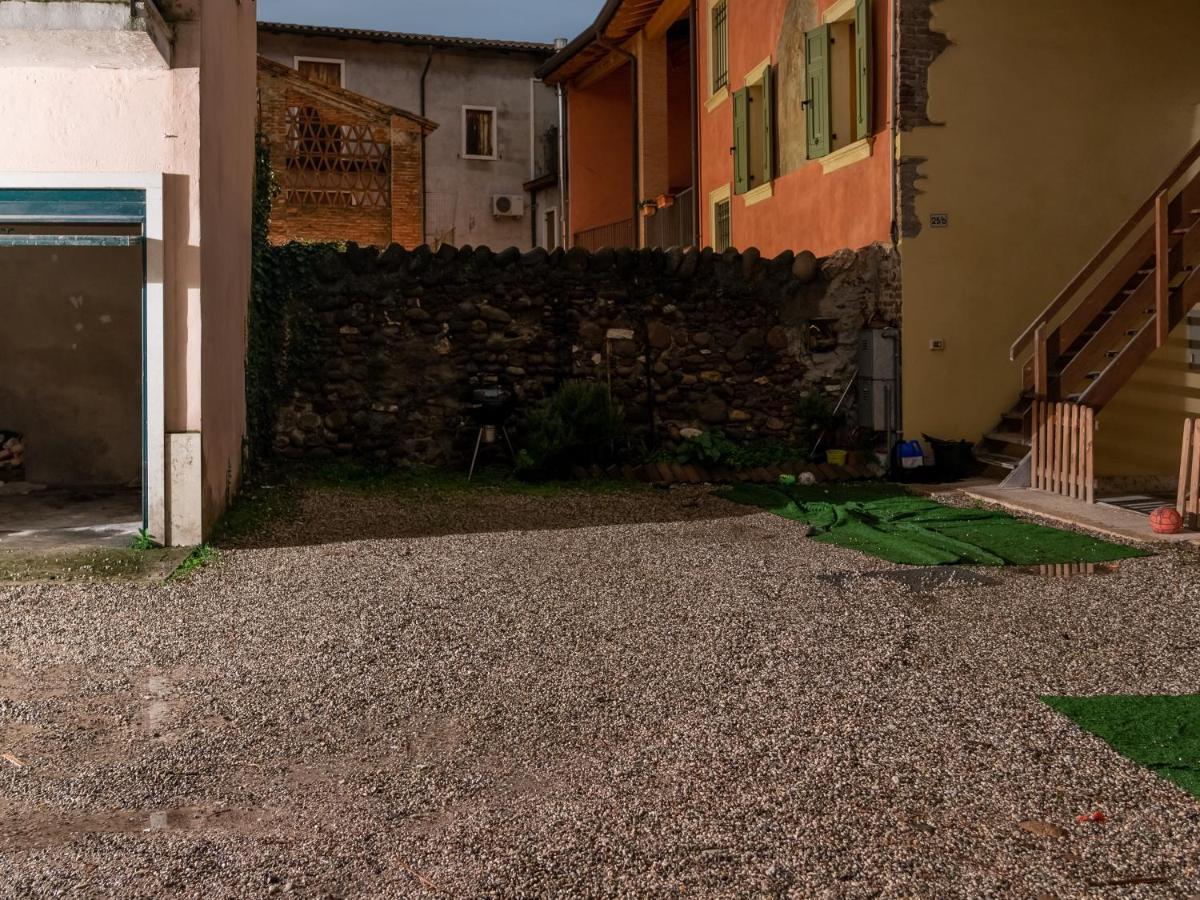 Camera Rustica In Valpolicella Con Parcheggio Pescantina ภายนอก รูปภาพ